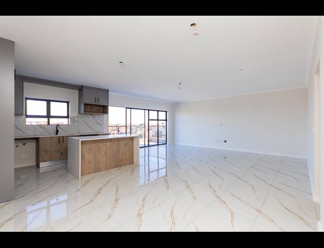 3 BEDROOM APARTMENT FOR SALE IN SANDOWN